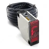 Retroreflective photoelectric switch E3JK-R2M1 12-24VDC 5 wires Sensing distance 2m