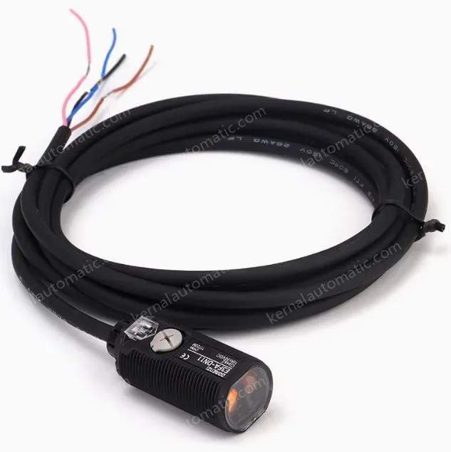 M12 plug-in type Diffuse reflection photoelectric switch,10-30VDC 3-wire proximity switch E3FA-DP22